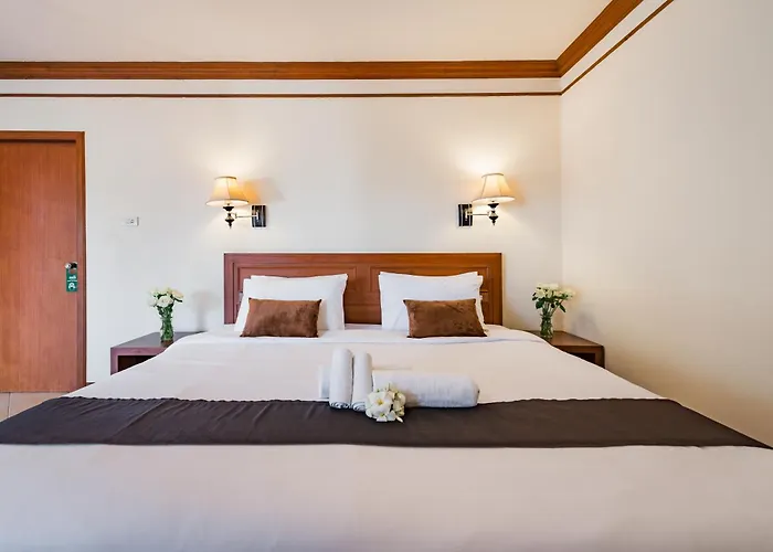 Pinnacle Grand Jomtien Resort And Beach Club
